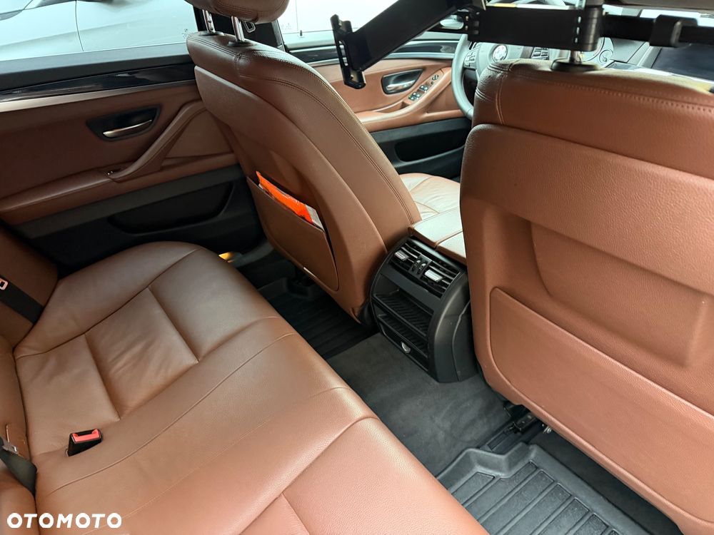 BMW Seria 5 520d Luxury Line - 21