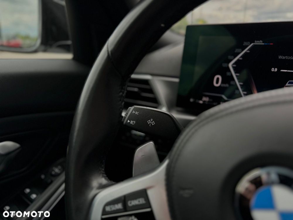 BMW Seria 3 318d M Sport - 24