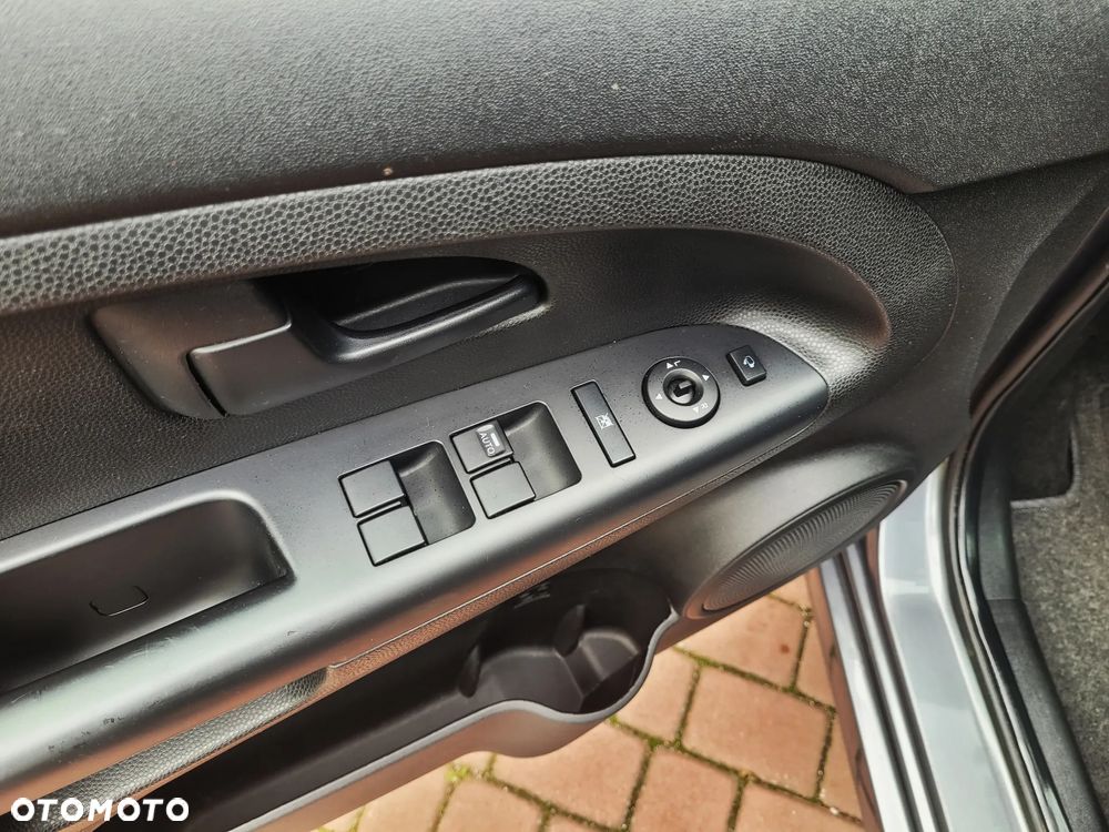 Kia Venga 1.6 CVVT Dream-Team Edition - 15
