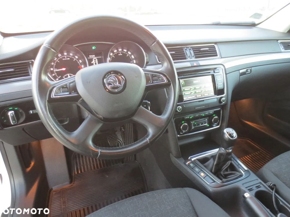 Skoda Superb - 11