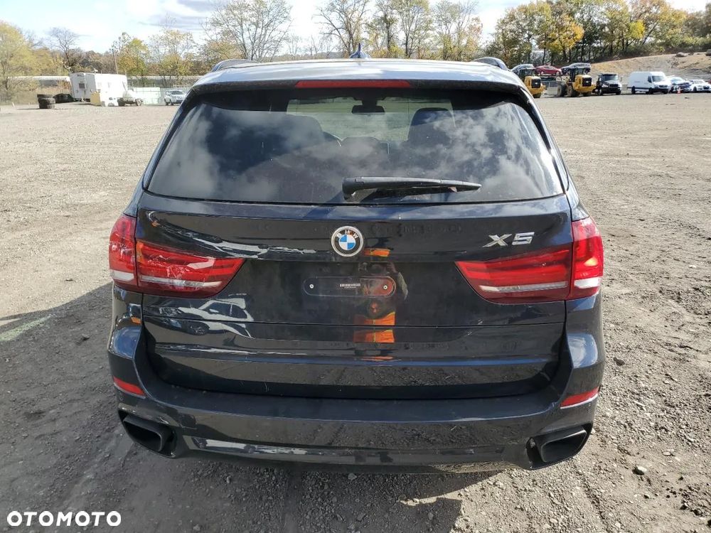 BMW X5 xDrive50i - 4