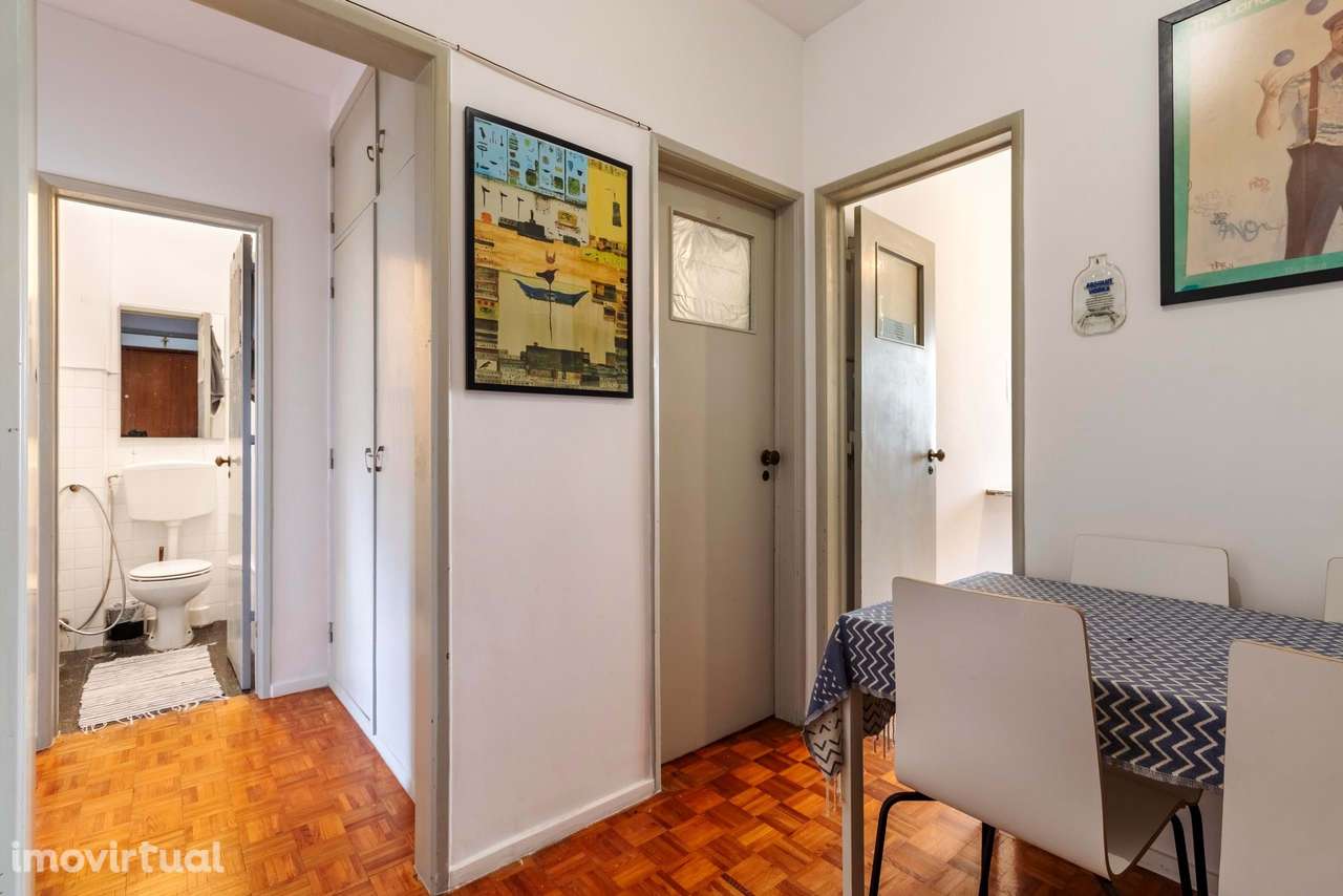 Apartamento T1 c/ Marquise nas Mercês, Rio de Mouro - Grande imagem: 3/31