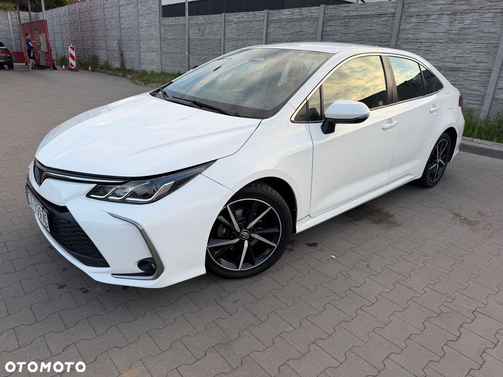 Toyota Corolla - 1
