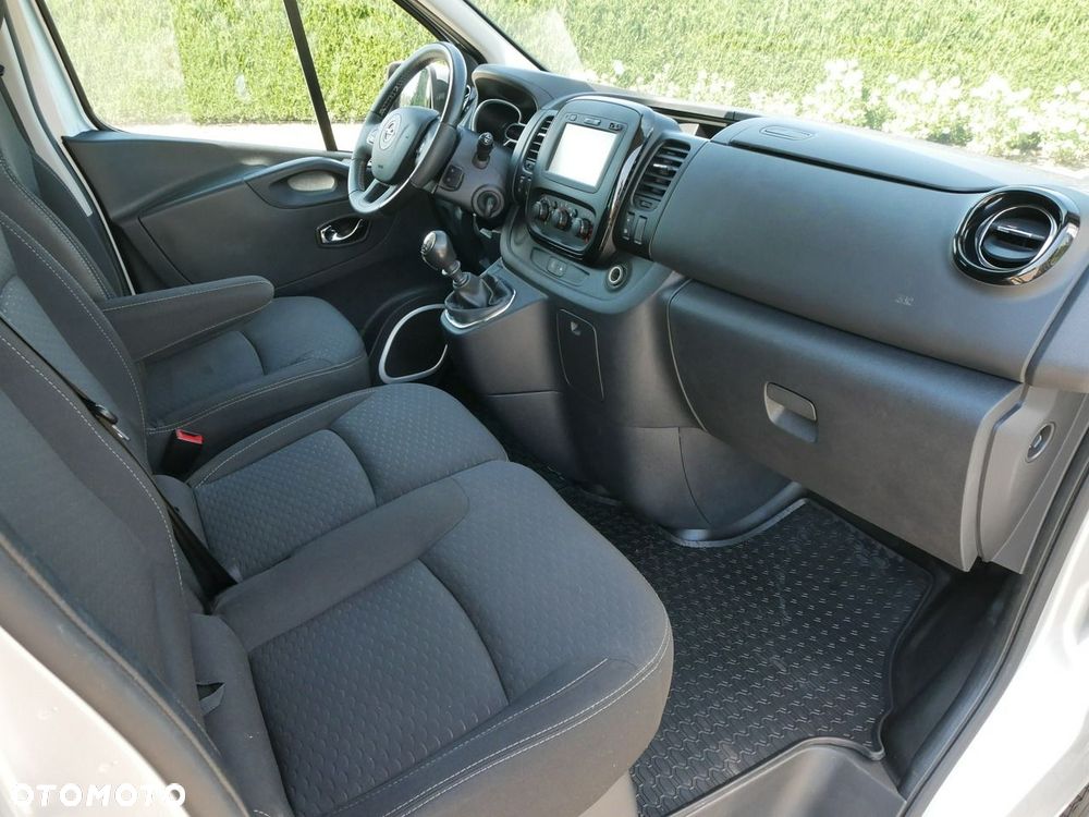 Opel Vivaro L2H1 S&S Tourer - 24