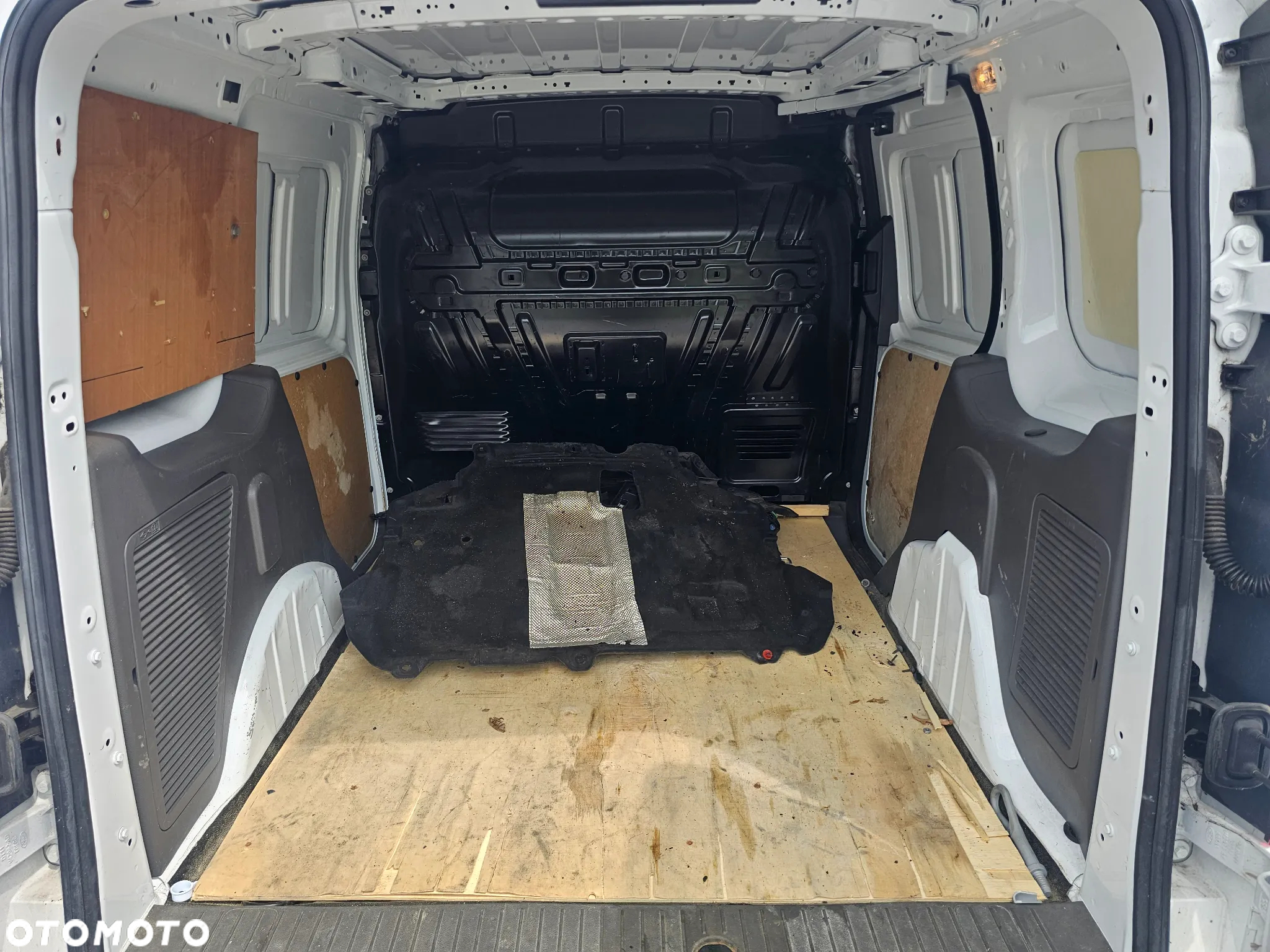 Ford Transit Connect - 7