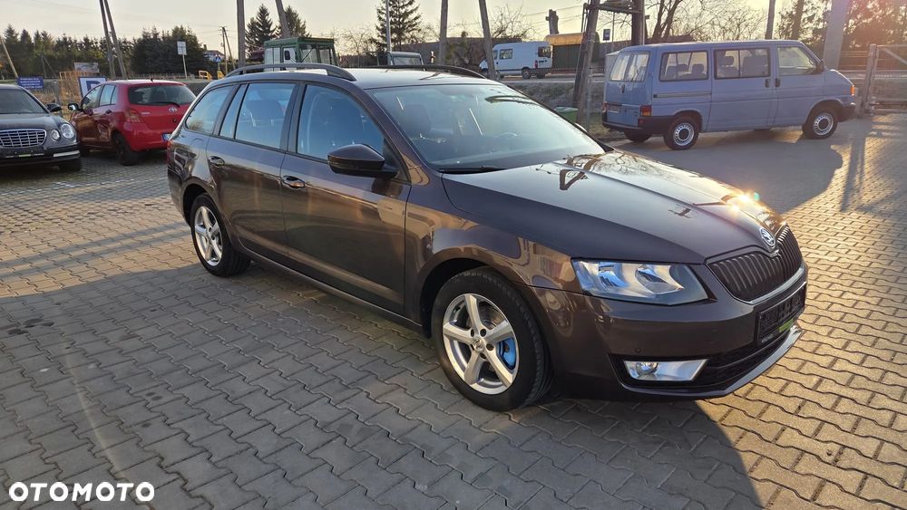 Skoda Octavia 2.0 TDI (Green tec) DSG Ambition - 1