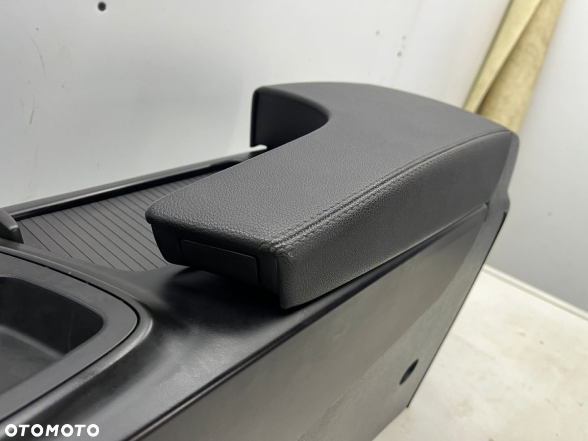 Tunel środkowy Opel Insignia A 08-11r. podłokietnik skórzany aux BEZ usb EUROPA - 16
