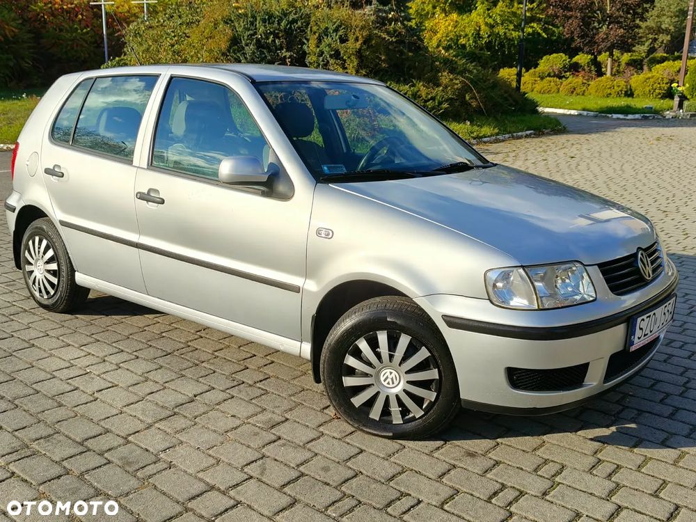 Volkswagen Polo 1.4 Comfortline - 28