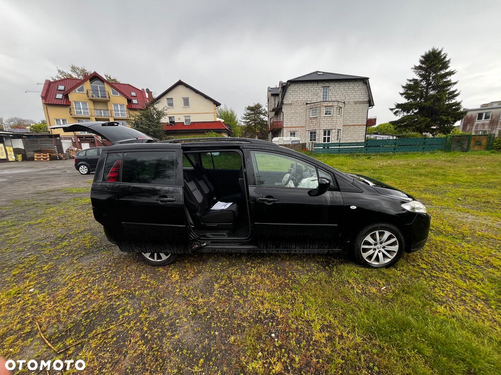 Mazda 5 - 14