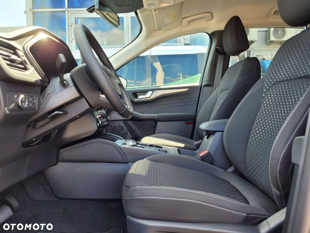 Ford Kuga - 14