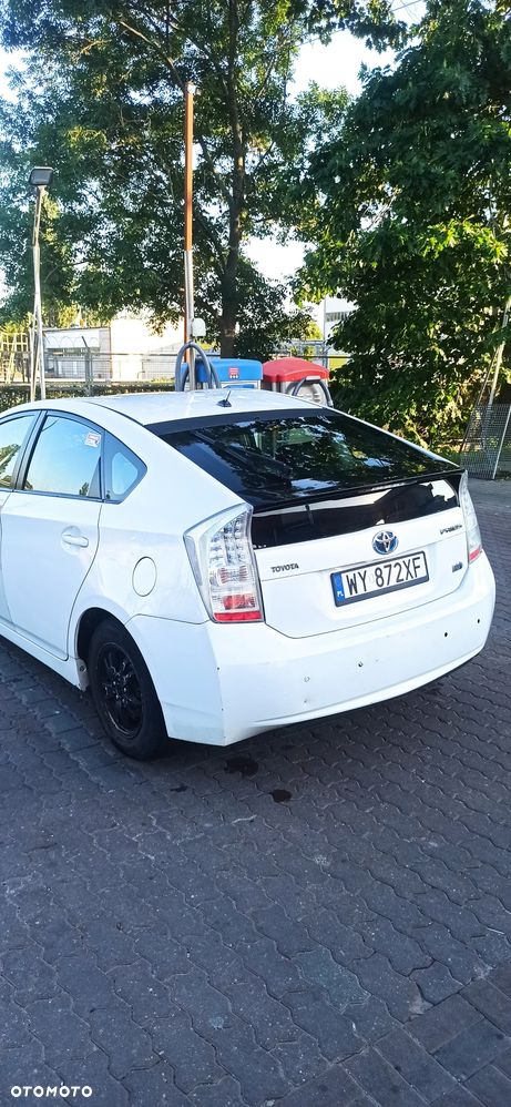 Toyota Prius 1.8 HSD Luna - 16