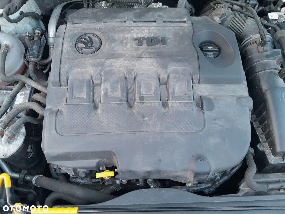 Skoda Octavia 2.0 TDI DSG Premium Edition - 29