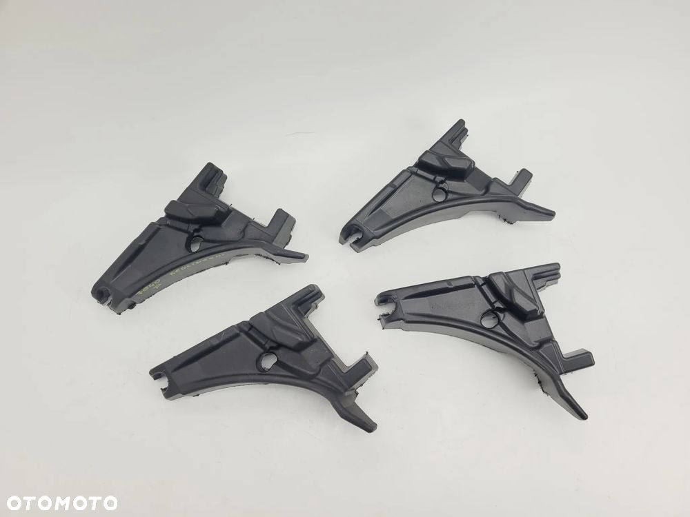 GĄBKA PIANKA PODSZYBIA PRAWA NOWA PEUGEOT PARTNER CITROEN BERLINGO III 2008-2018 CZĘŚCI - 1
