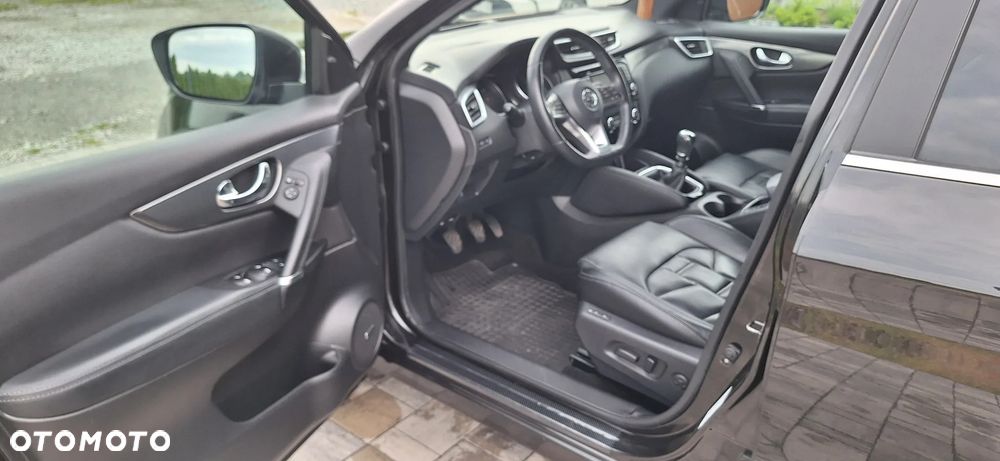 Nissan Qashqai 1.6 DIG-T Tekna+ - 3