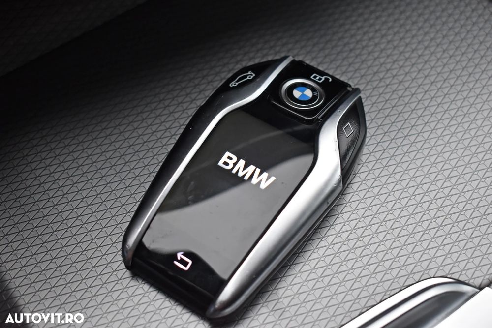 BMW Seria 5 530e xDrive Aut. - 21