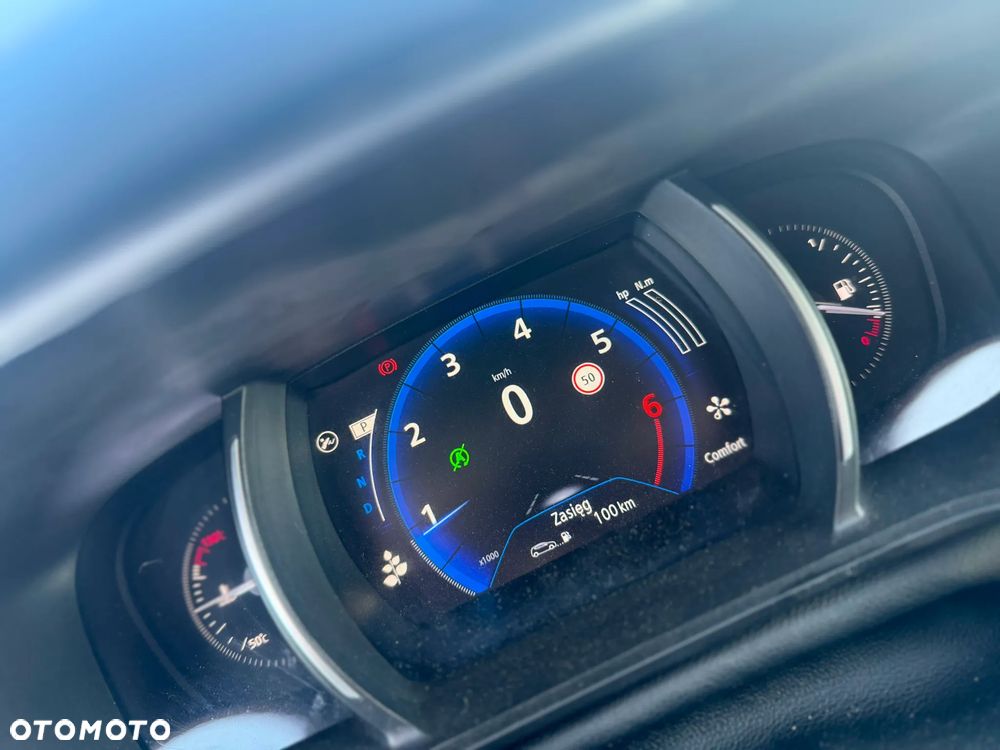 Renault Megane ENERGY TCe 130 EDC LIMITED - 10