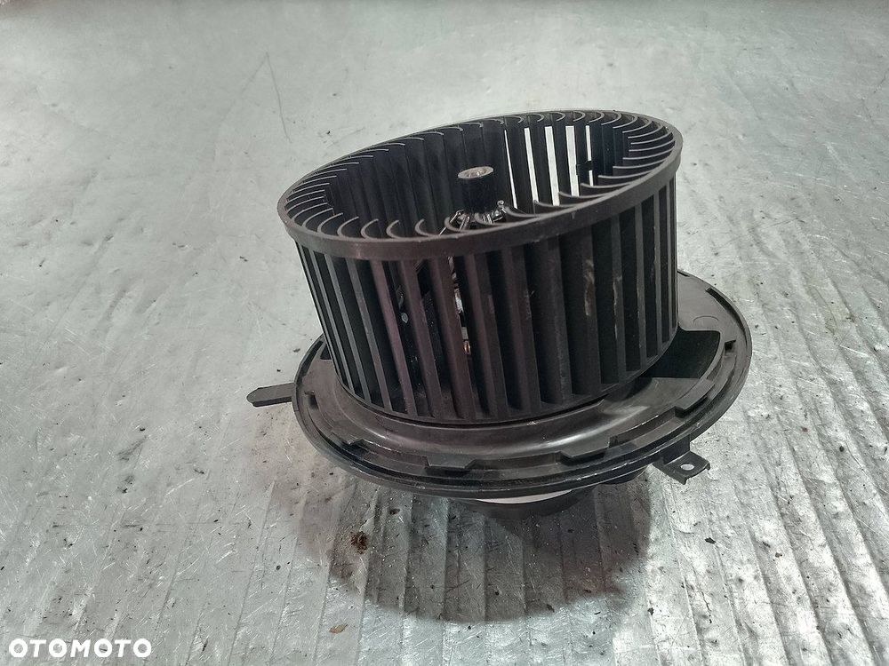 WENTYLATOR NAWIEWU, DMUCHAWA MERCEDES-BENZ KLASA A W169 NISSENS 87112 2.0 - 1