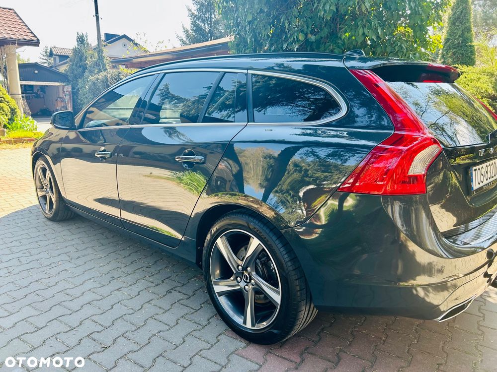 Volvo V60 D4 Drive-E Momentum - 5