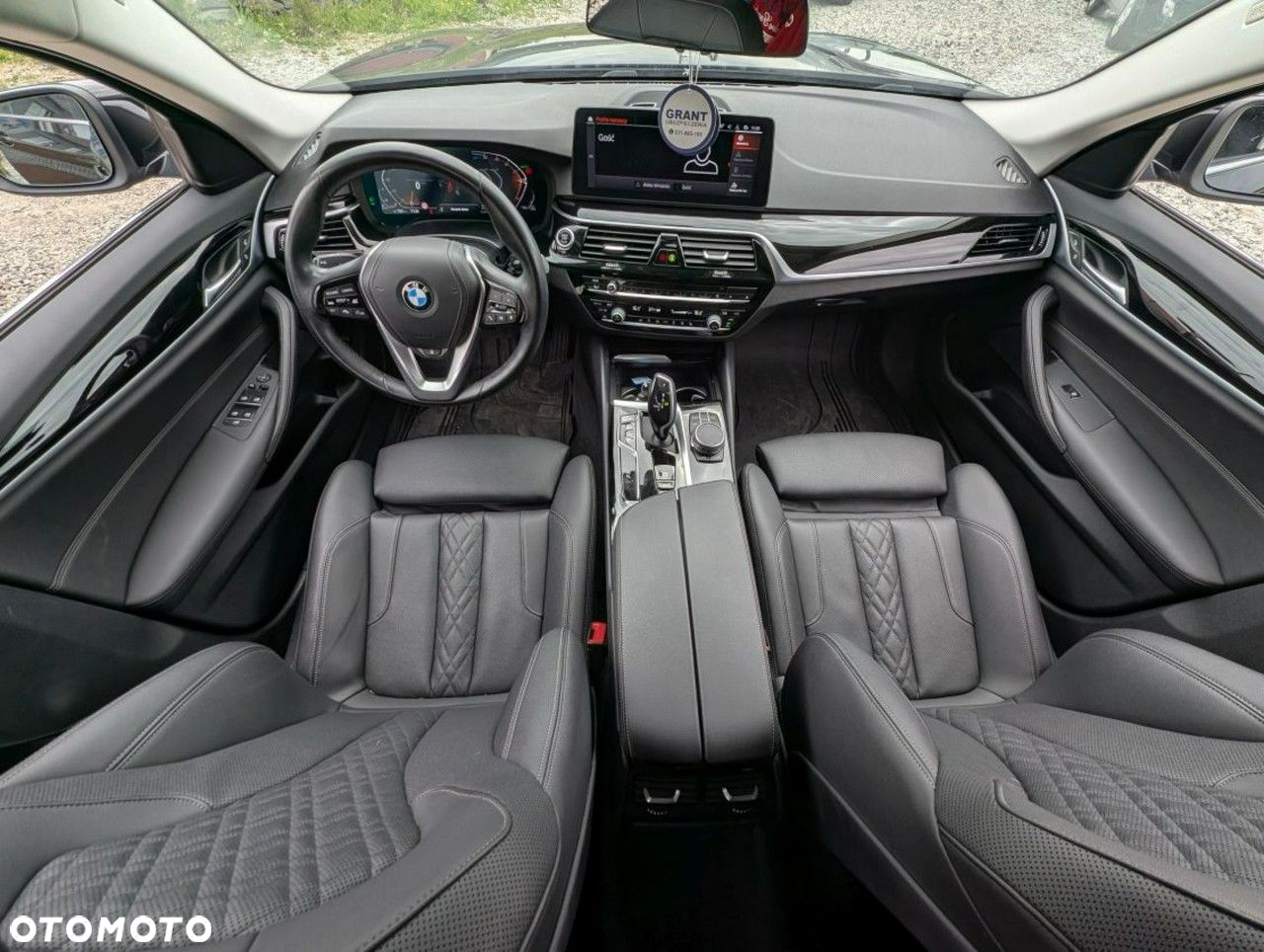 BMW Seria 5 520d - 16