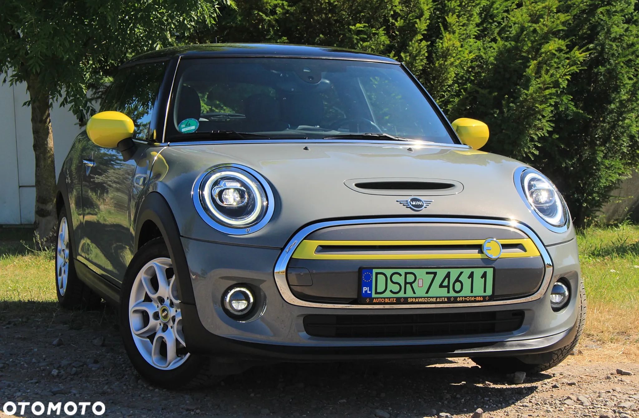 MINI Cooper SE Classic Trim - 1