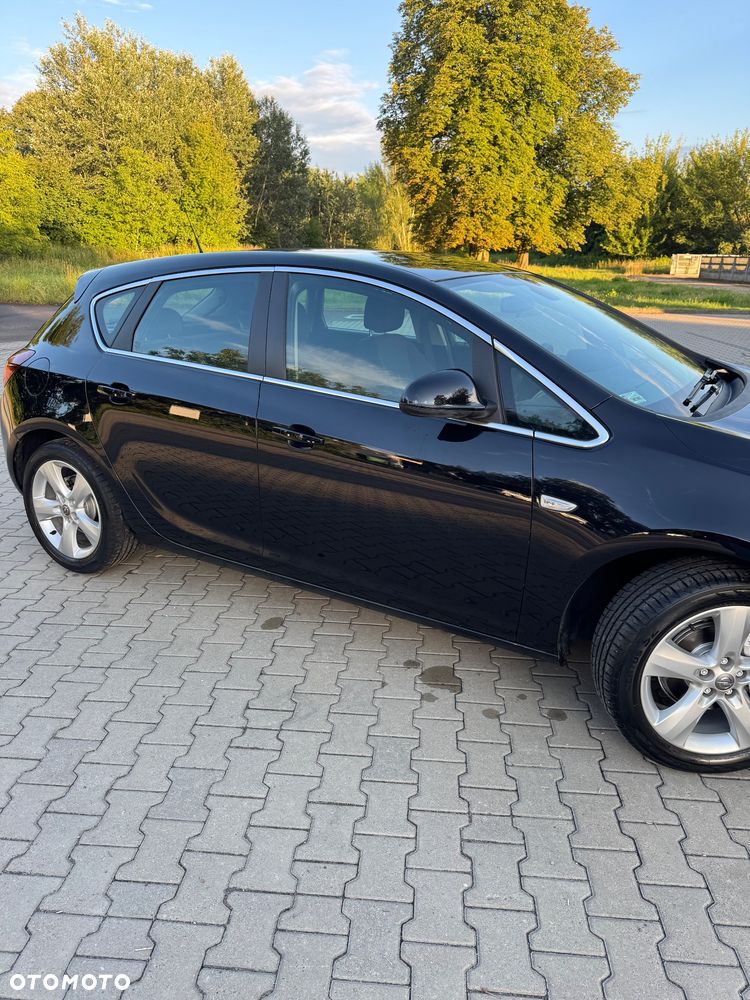 Opel Astra 1.4 Enjoy - 11