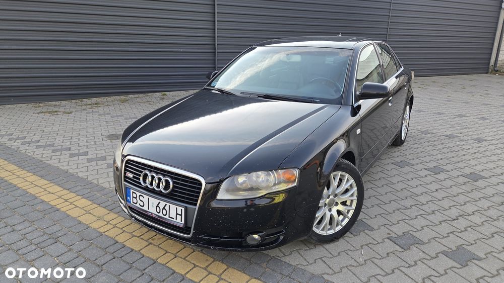 Audi A4 Limousine - 1