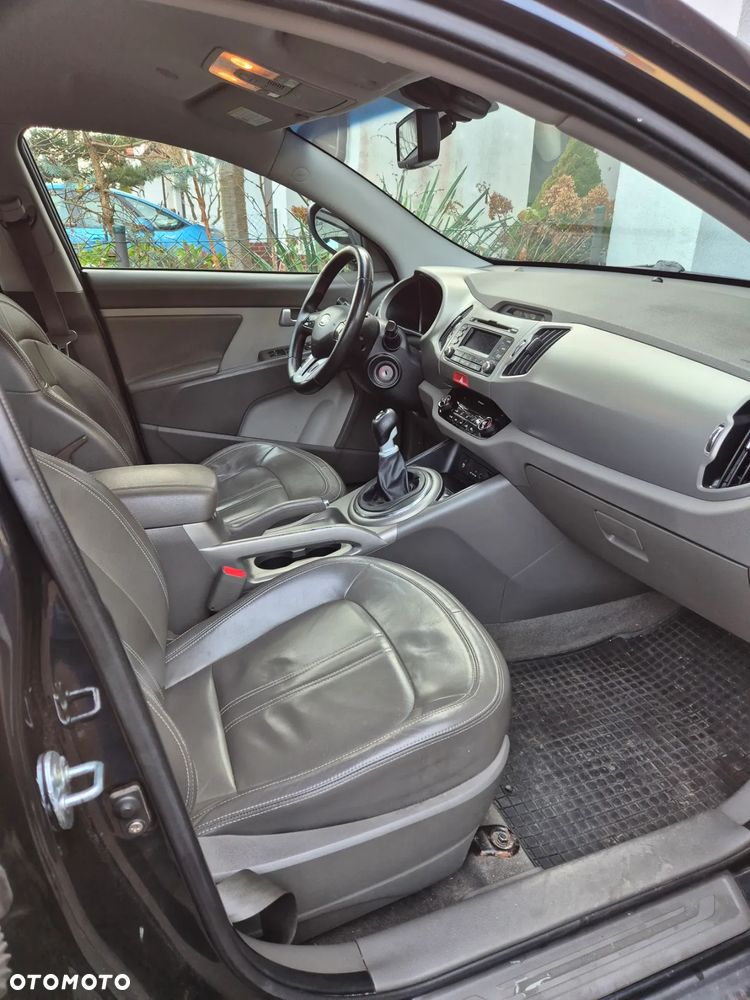 Kia Sportage 1.7 CRDI XL 2WD - 14