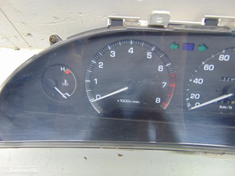 Toyota Corolla EE90 conta-kilómetros/Centro volante - 6