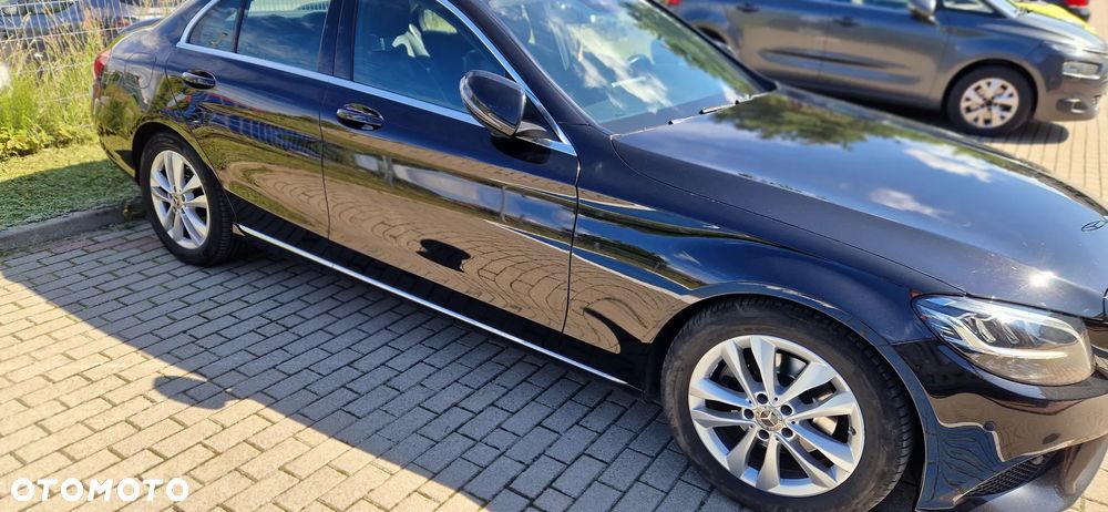 Mercedes-Benz Klasa C 220 d 9G-TRONIC - 2