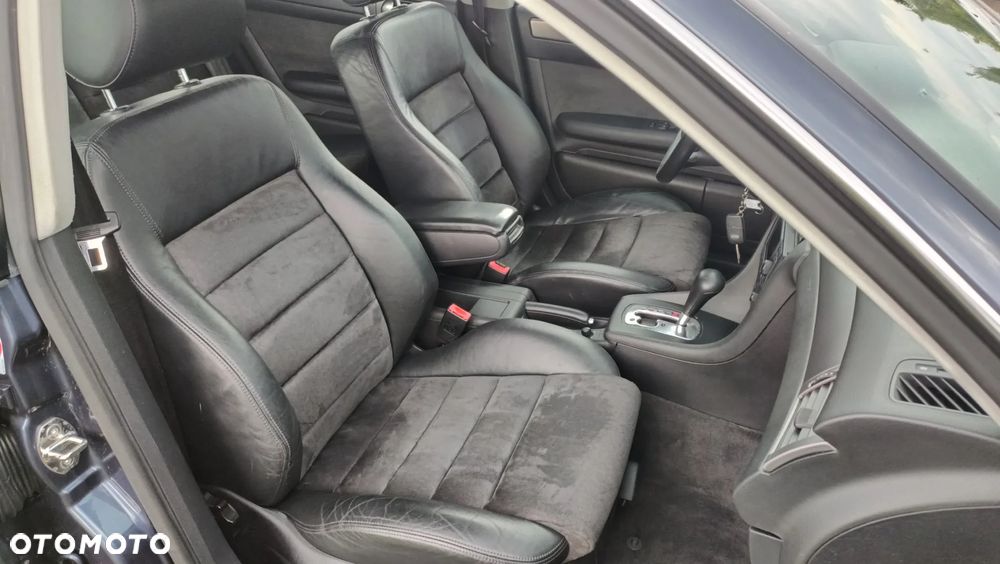 Audi A6 Avant - 28
