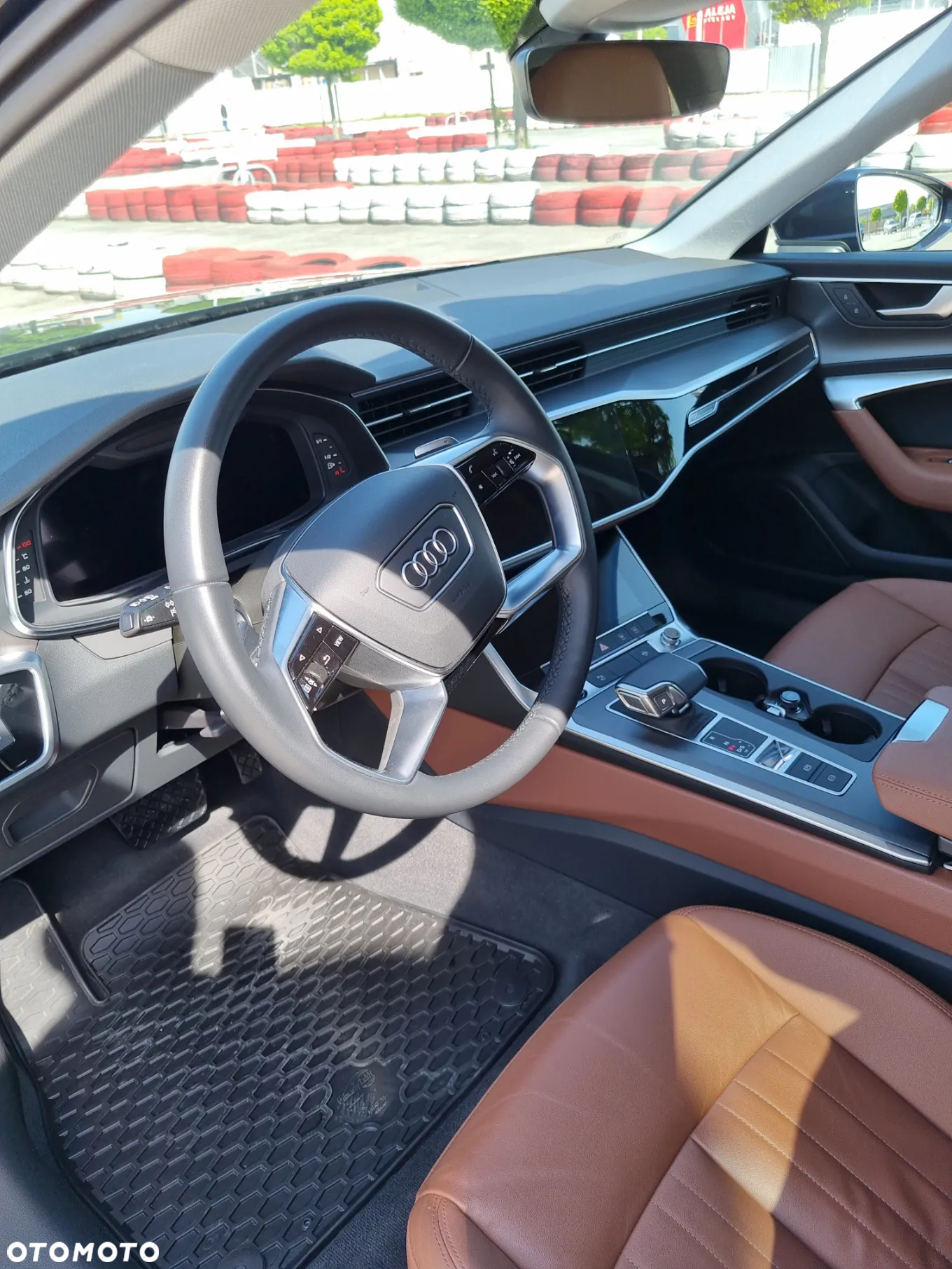 Audi A6 - 12
