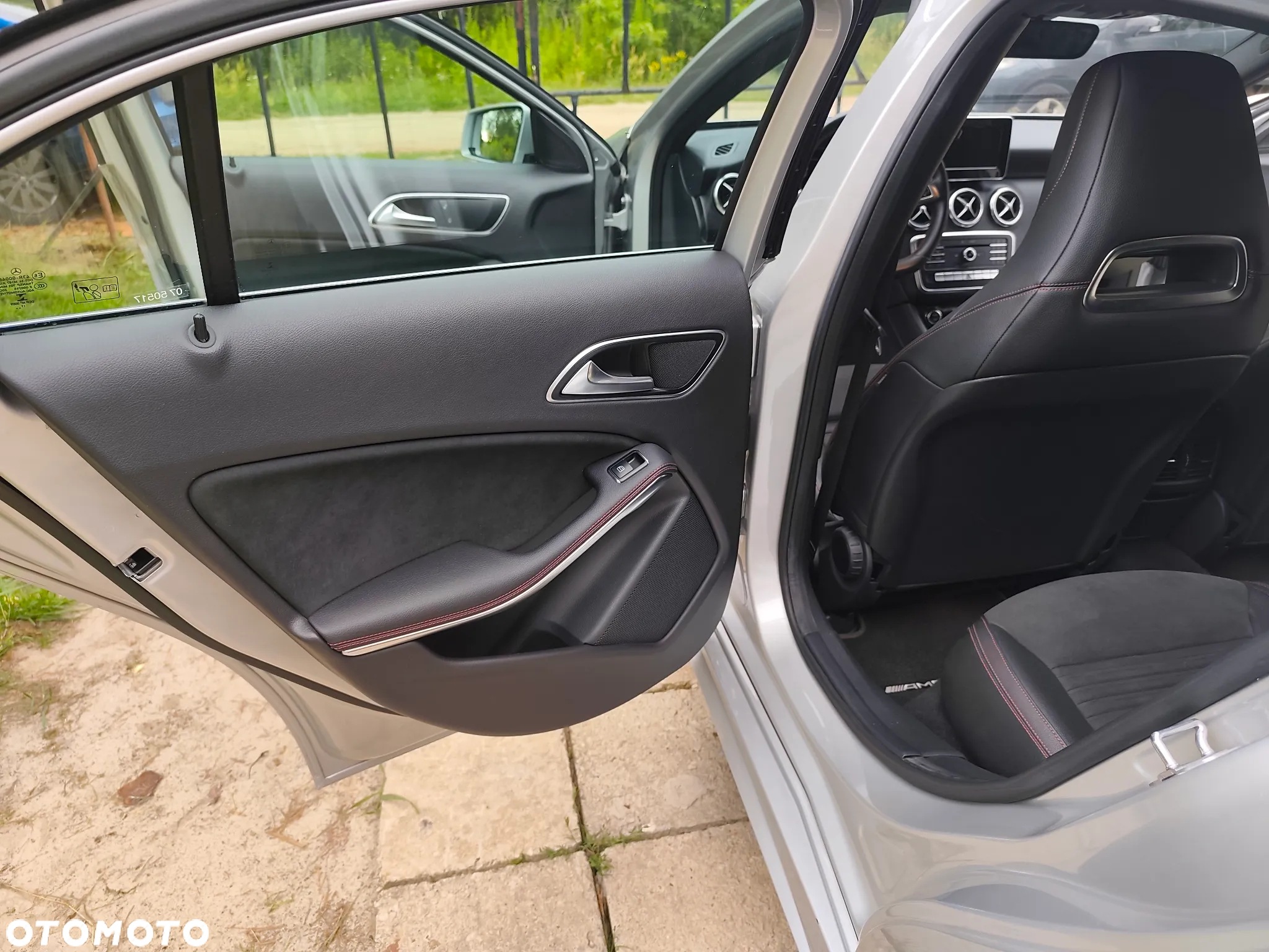 Mercedes-Benz Klasa A 180 CDI 7G-DCT AMG Line - 20