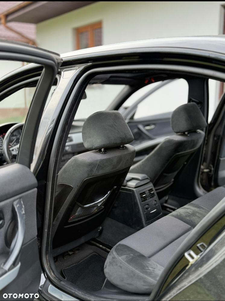 BMW Seria 3 320d - 8