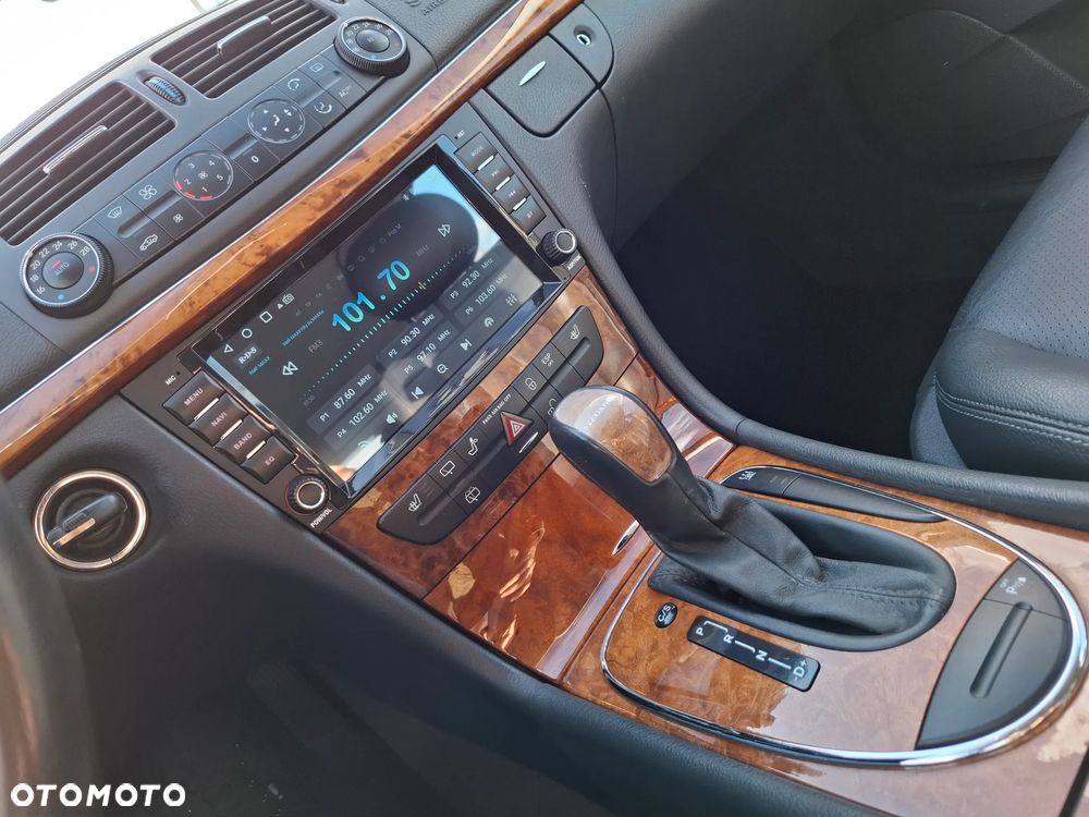 Mercedes-Benz Klasa E - 30