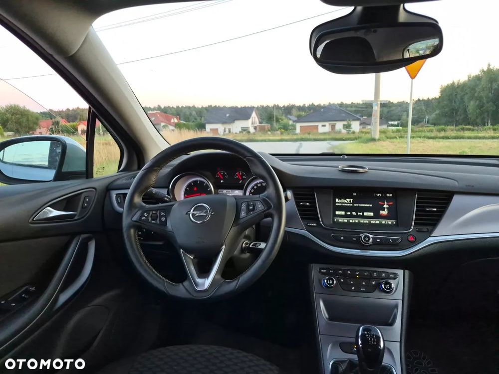 Opel Astra 1.4 Turbo Innovation - 18