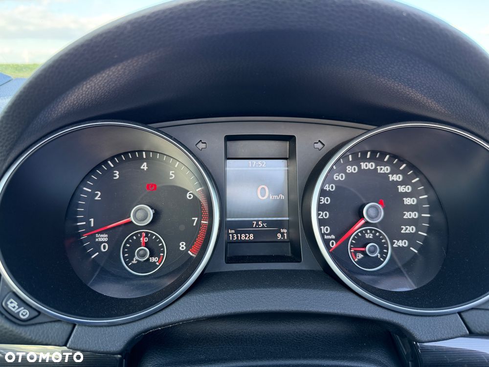 Volkswagen Golf - 29
