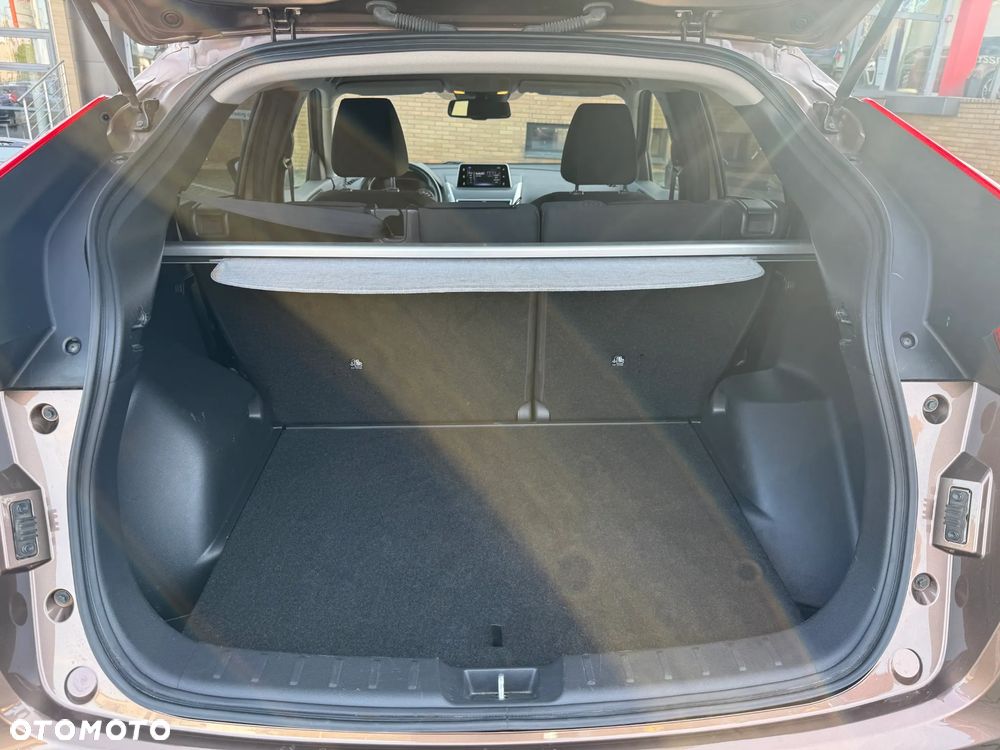 Mitsubishi Eclipse Cross 1.5 T GPF Invite Plus - 16