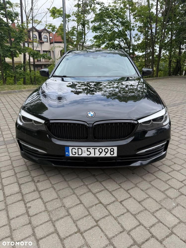BMW Seria 5 520d xDrive Sport Line sport - 1