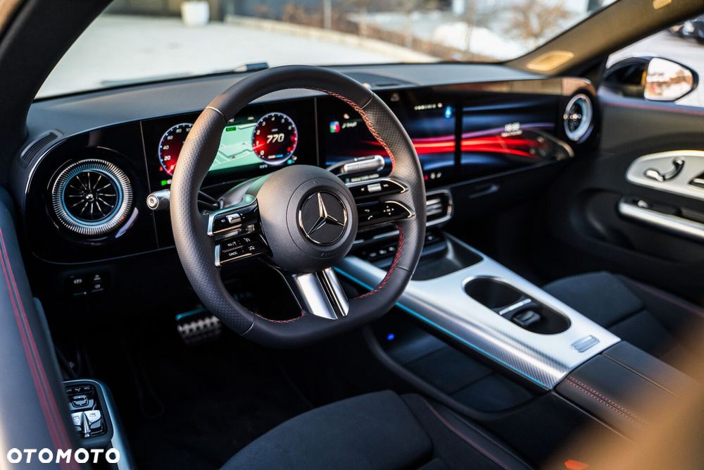 Mercedes-Benz CLA - 10