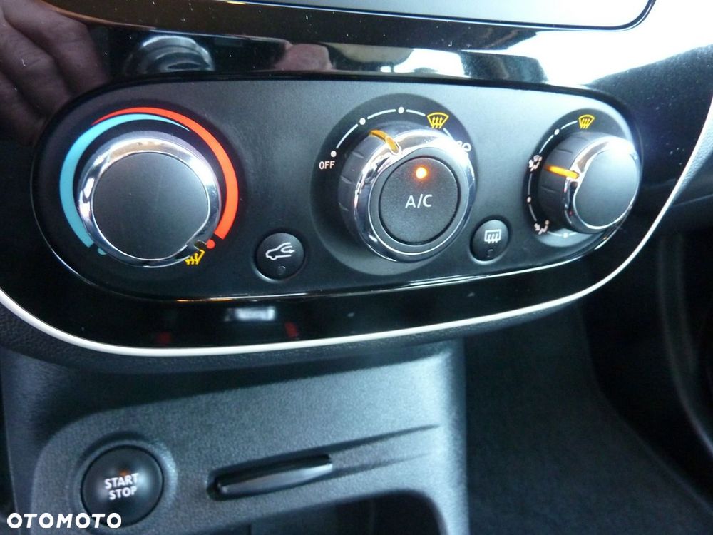Renault Captur - 22