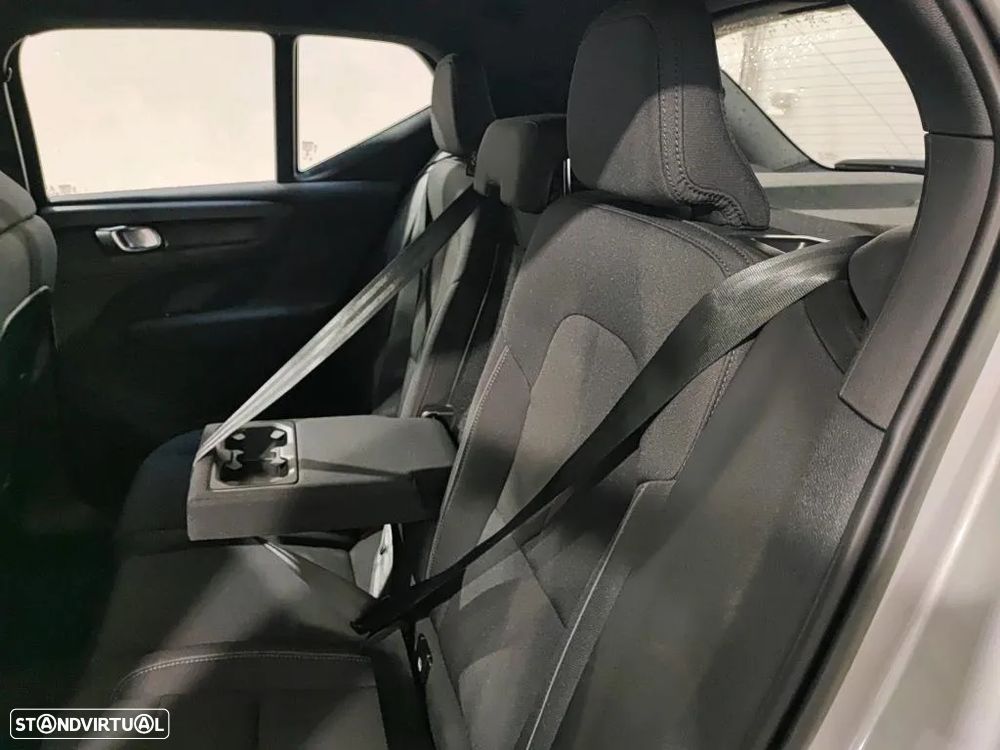 Volvo XC 40 Recharge Plus - 10