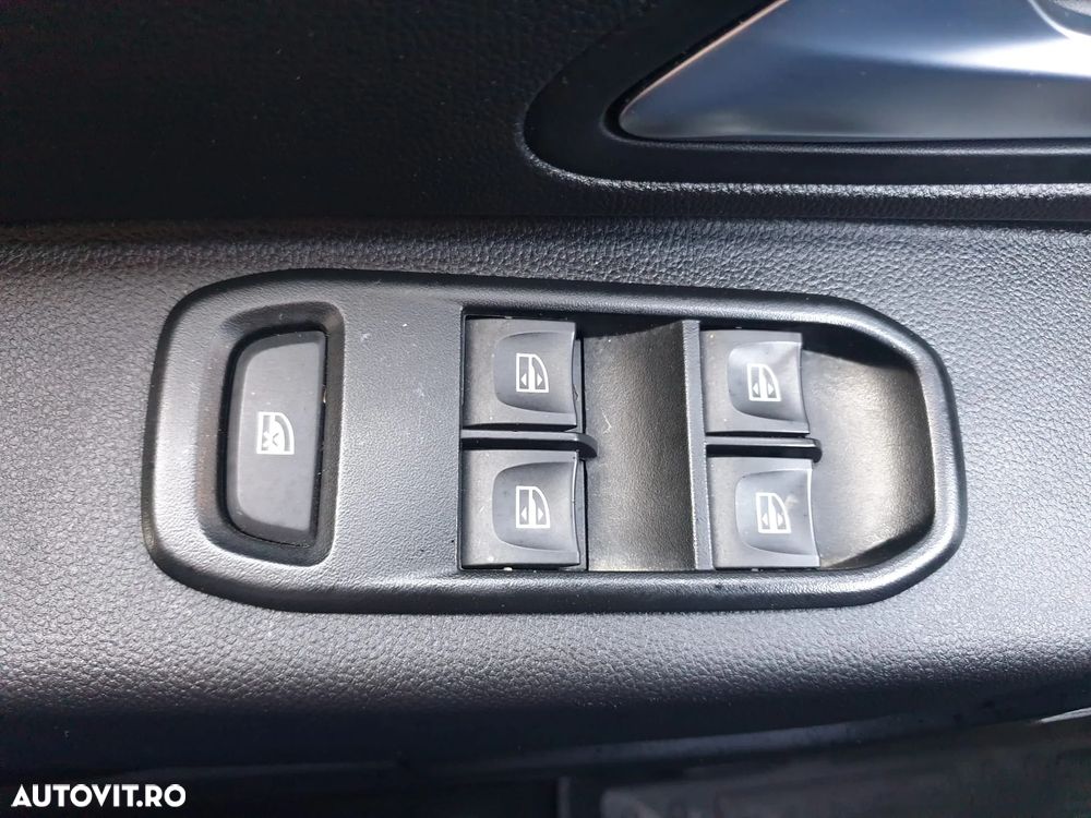 Dacia Duster 1.5 Blue dCi 4WD Comfort - 24