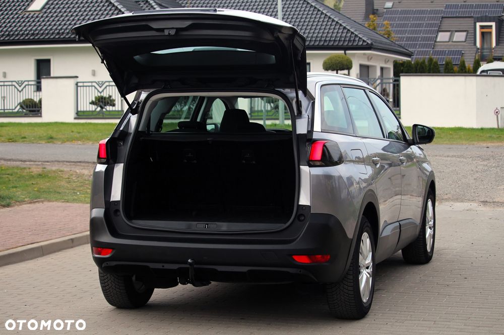 Peugeot 5008 HDI 115 Active - 10