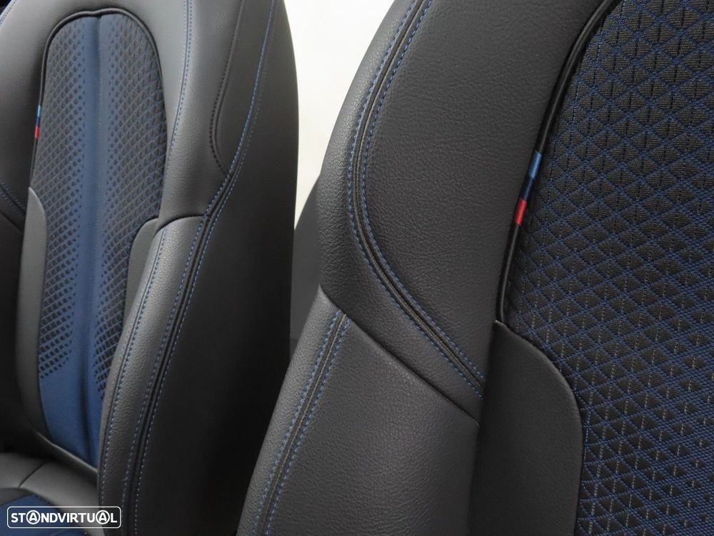 Interior desportivo M Usado / Original BMW 1 (F40) - 5