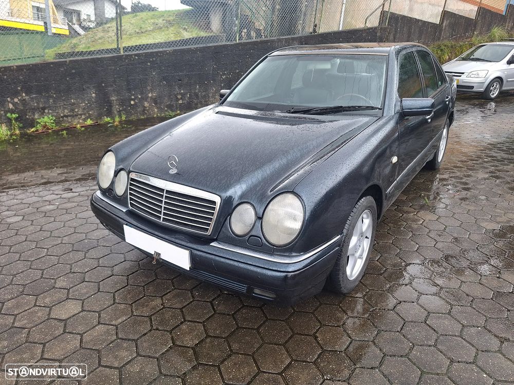 Mercedes-Benz E 220 CDI Classic - 1