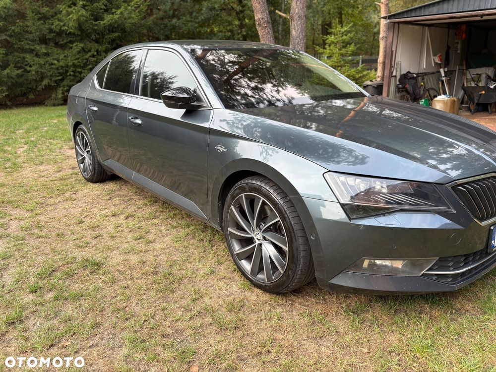 Skoda Superb 2.0 TDI 4x4 L&K DSG - 6