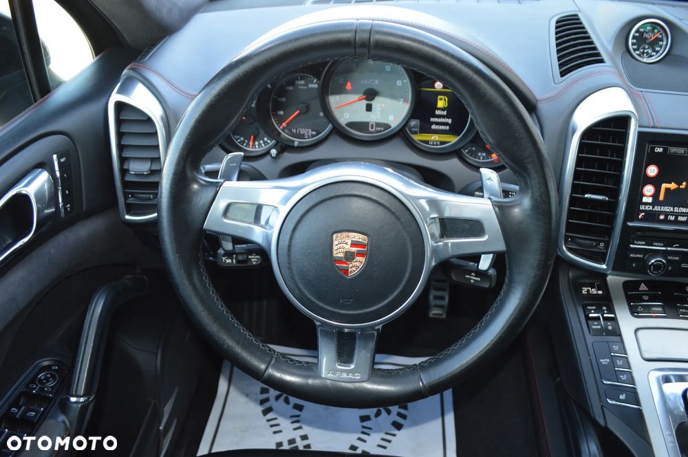 Porsche Cayenne GTS - 21