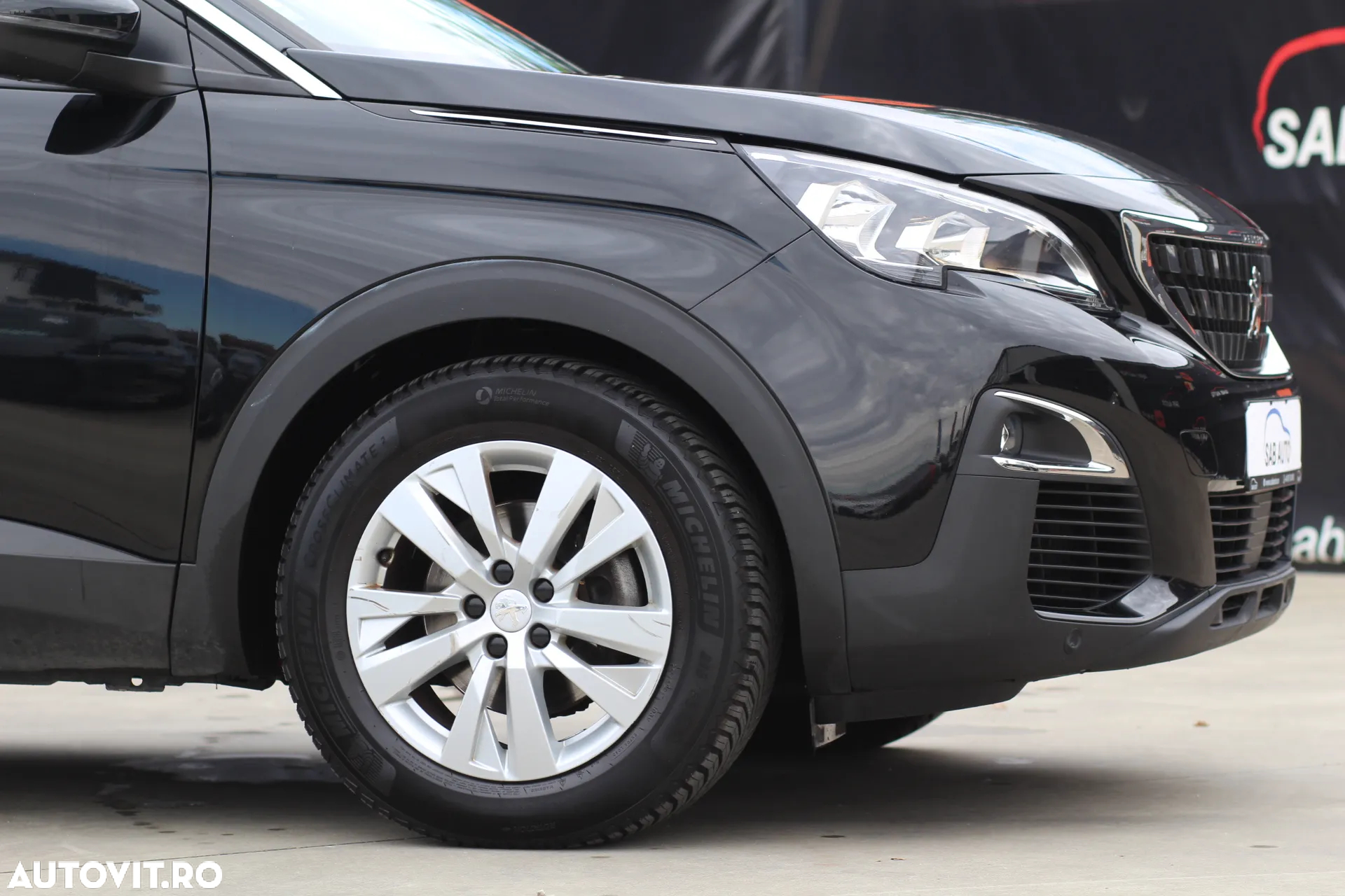 Peugeot 3008 BlueHDi 130 Stop & Start EAT8 Active Business-Paket - 32