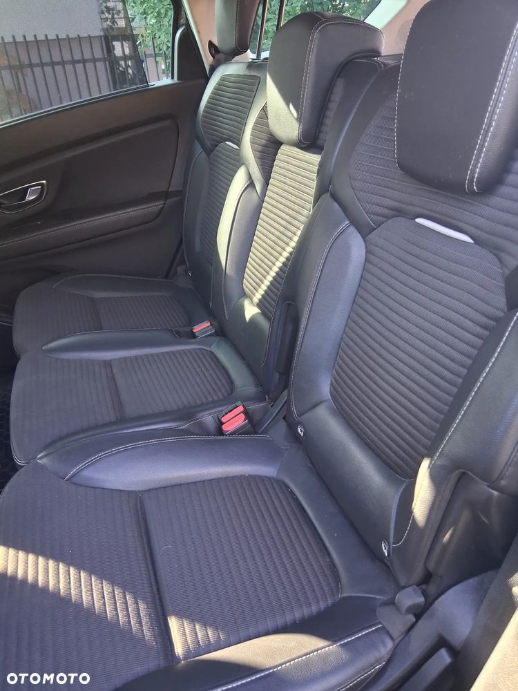 Renault Scenic - 5