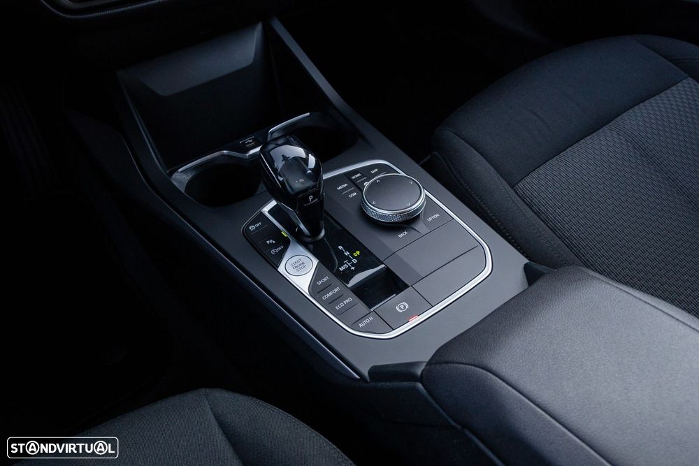 BMW 116 d Corporate Edition Auto - 19